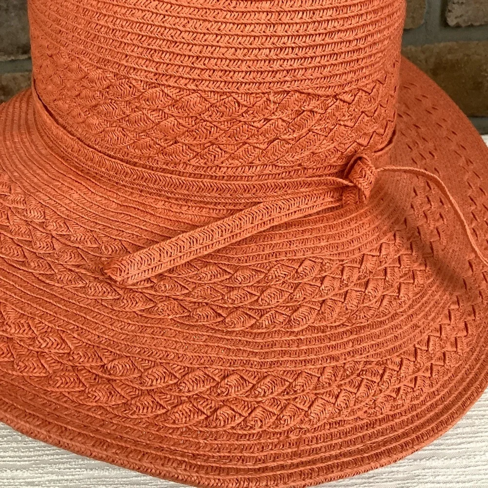 BIJOUX TERNER Floppy Orange Straw Sun Hat